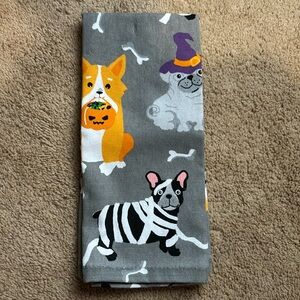 NWOT Kitchen Towel Halloween Dogs
